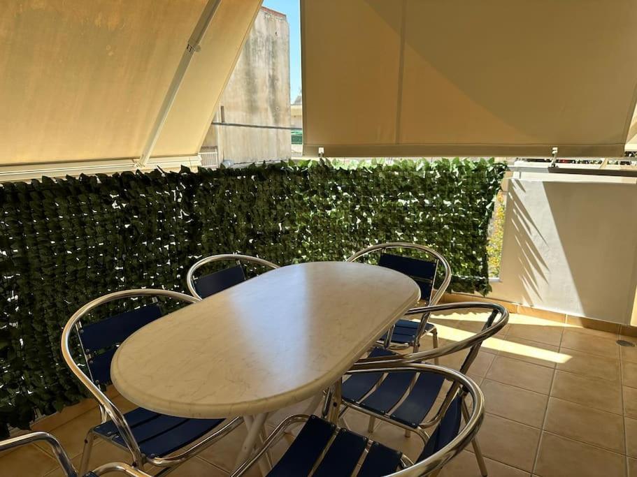 Riviera Beach, Seaside Spacious Apt. Anavyssos Exterior foto